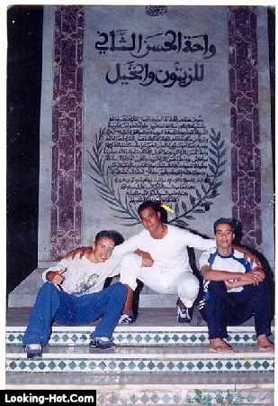              (kamal)y adil y simo morenito